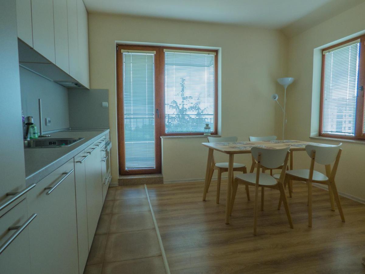 Private Apartment In Cypress Complex 15 바르나 외부 사진